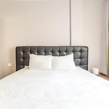 アパート Furnished Cozy Flat Near Metrocity In Sisli *