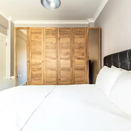 Apartman Furnished Cozy Flat Near Metrocity In Sisli *